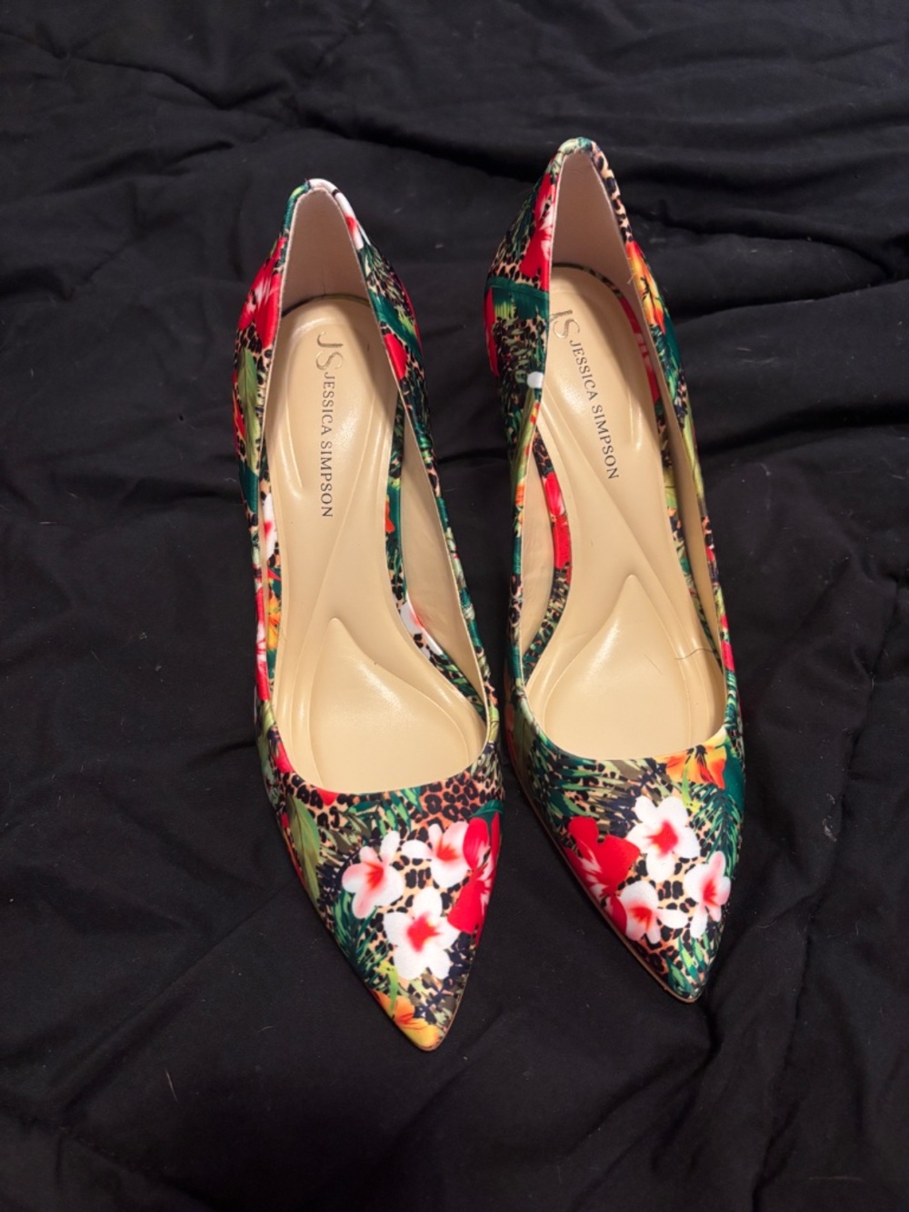 Jessica Simpson Heel 6.5 - Picture 2 of 3